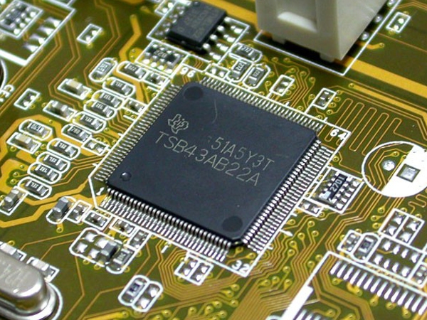 ��˶��ASUS��K8N4-EͼƬ���� ��8�� -ZOL�йش����ߵ�8��