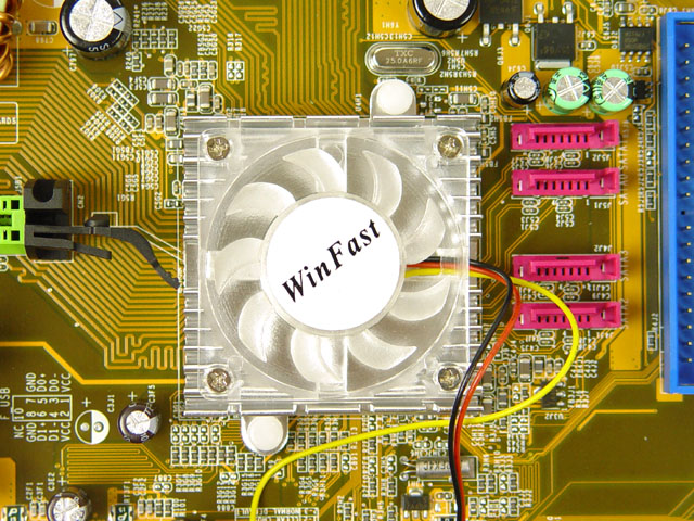 ��ʿ����Foxconn��NF4UK8AA-8EKRSͼƬ���� ��24�� -ZOL�йش����ߵ�24��