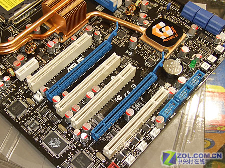 ��˶��ASUS��Commando(ͻ����)ͼƬ���� ��3�� -ZOL�йش����ߵ�3��