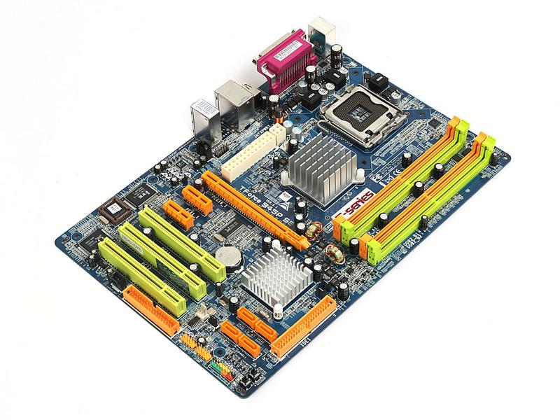 ӳ̩��BIOSTAR��TForce 945P SEͼƬ���� ��6�� -ZOL�йش����ߵ�6��
