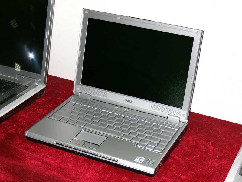 ������DELL��XPS M1210��Q510622��ͼƬ���� ��7�� -ZOL�йش����ߵ�7��