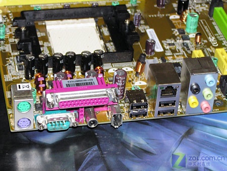 ��ʿ����Foxconn��NF4UK8AA-8EKRSͼƬ���� ��20�� -ZOL�йش����ߵ�20��