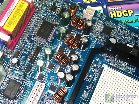 ���棨Asrock��ALiveNF7G-HD720p R3.0ͼƬ���� ��3�� -ZOL�йش����ߵ�3��