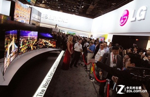 改变世界? LG曲面OLED大屏下半年上市_LG 2