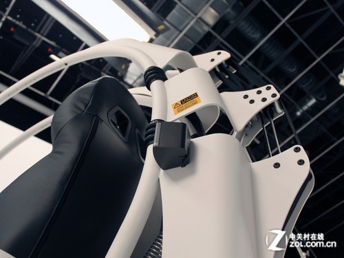 附文:黑白双色可定制 Emperor 1510图赏