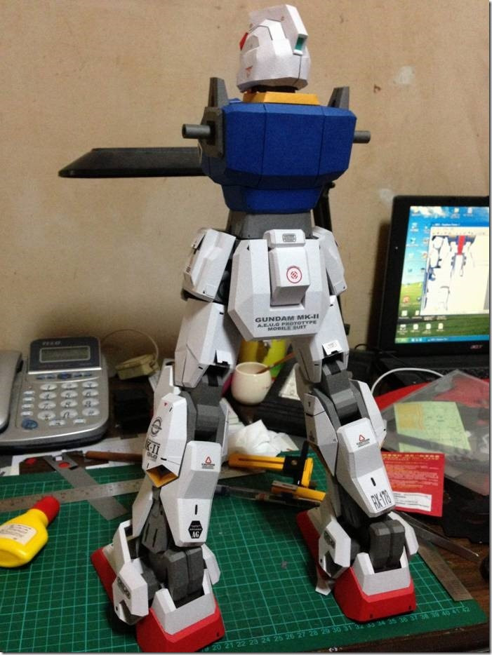 台湾玩家纸折鲜活高达RX-178 MK2