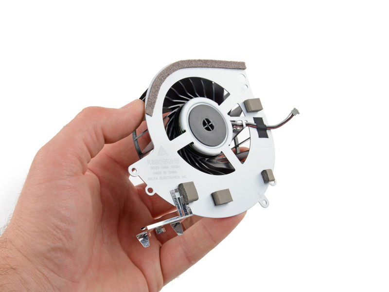 做工精湛500G硬盘 53张图看索尼PS4拆解