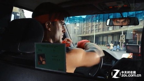 索尼发PS4广告 真人化身经典游戏角色