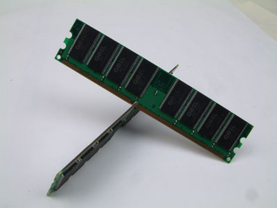 ���Ƽ���GEIL�����256MB DDR400(ǧ����)ͼƬ���� ��3�� -ZOL�йش����ߵ�3��
