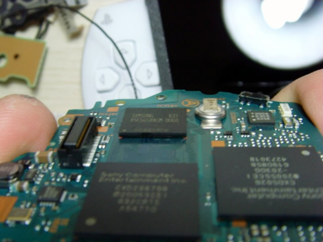 PSP������Ӳ����ͼ����ϸ������ͼƬ����,ͼ7-ZOL�йش����ߵ�7��