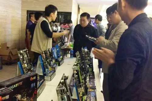 技嘉获2014年度中国网咖商业模式***品牌奖
