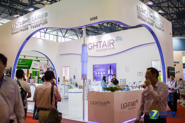 专治雾霾 第8届空气净化博览会在京召开_空气