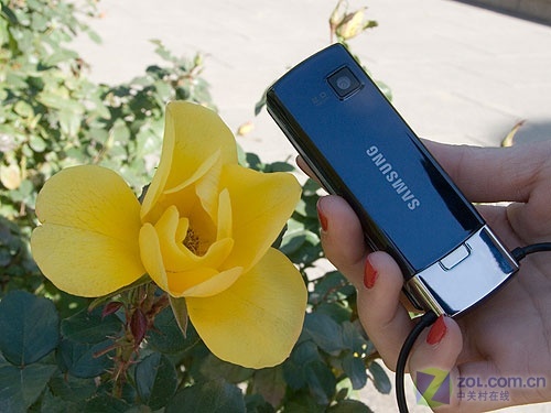 ���ǣ�Samsung��F218ͼƬ���� ��4�� -ZOL�йش����ߵ�4��