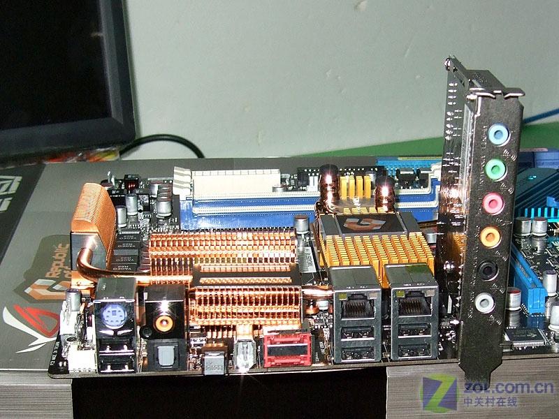 ��˶��ASUS��Maximus ExtremeͼƬ���� ��3�� -ZOL�йش����ߵ�3��