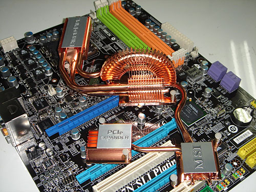 ��PCI-E�������� ΢��NF750i-SLI���ͼƬ����,ͼ2-ZOL�йش����ߵ�2��