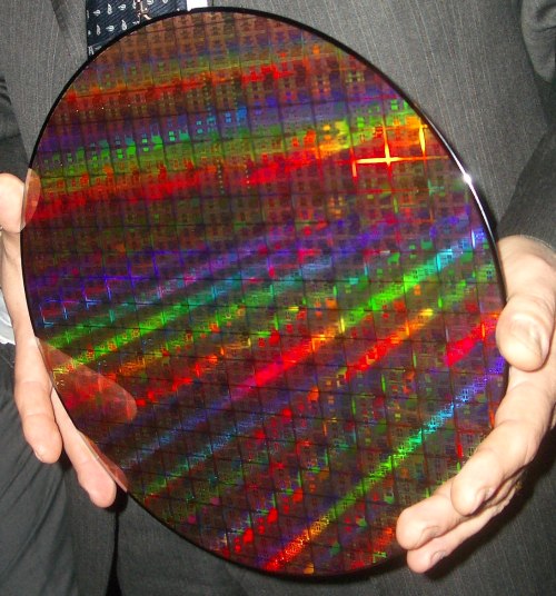 AMDչʾ��Բʵ�� 45nm���ս����ѿ�ʼͼƬ����,ͼ1-ZOL�йش����ߵ�1��