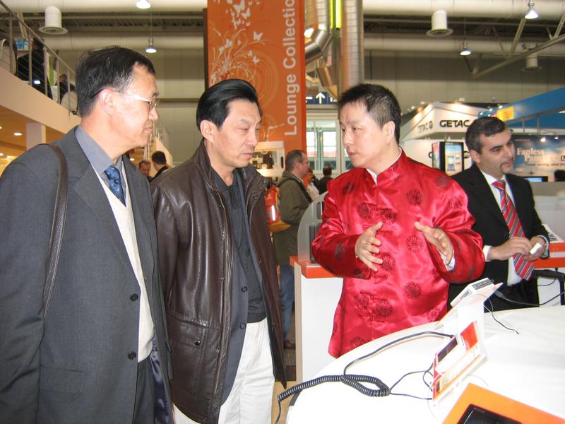 �������ն˰�����MID�¹�Cebit���ޡ���רҵ��ͼƬ����,ͼ1-ZOL�йش����ߵ�1��