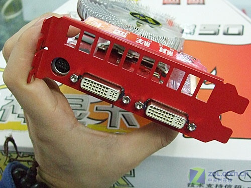 ���飨M-ONE��HD3850 256M DDR3 A��ɱ�ְ�ͼƬ���� ��2�� -ZOL�йش����ߵ�2��