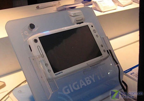�һ����������� �������е�UMPC�Ƽ�ͼƬ����,ͼ5-ZOL�йش����ߵ�5��