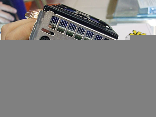 ���飨M-ONE��8800GT 512M DDR3 ǧ��֮��ͼƬ���� ��7�� -ZOL�йش����ߵ�7��