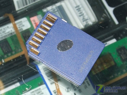 ��99Ԫ ����4GB������SDHC���ؼ���ͼƬ����,ͼ1-ZOL�йش����ߵ�1��