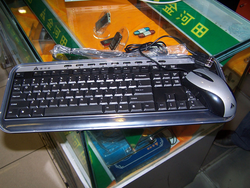 ����GoldenField��SOHOϵ��7606B/WͼƬ���� ��5�� -ZOL�йش����ߵ�5��