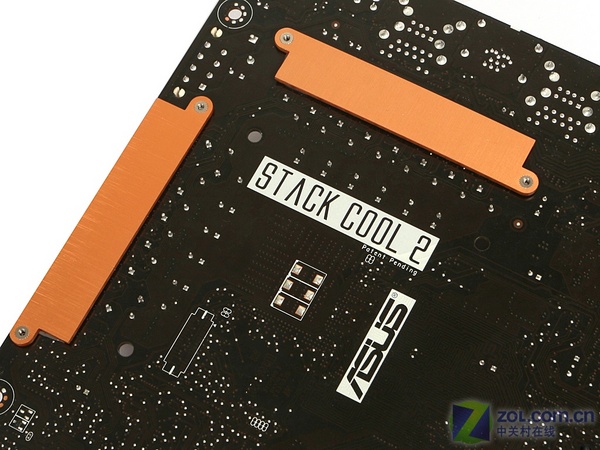 ��˶��ASUS��P5Q3 Deluxe/WiFi-AP @nͼƬ���� ��35�� -ZOL�йش����ߵ�35��