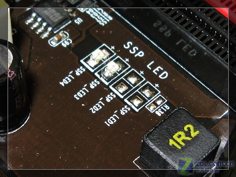˹�ʹ�ˣ�Spark���ڳ�BI-500ͼƬ���� ��23�� -ZOL�йش����ߵ�23��