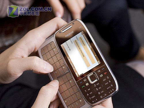 ŵ���ǣ�NOKIA��E75ͼƬ���� ��213�� -ZOL�йش����ߵ�213��