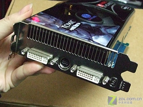 ������Sapphire��ʯHD4870 ToxicͼƬ���� ��7�� -ZOL�йش����ߵ�7��