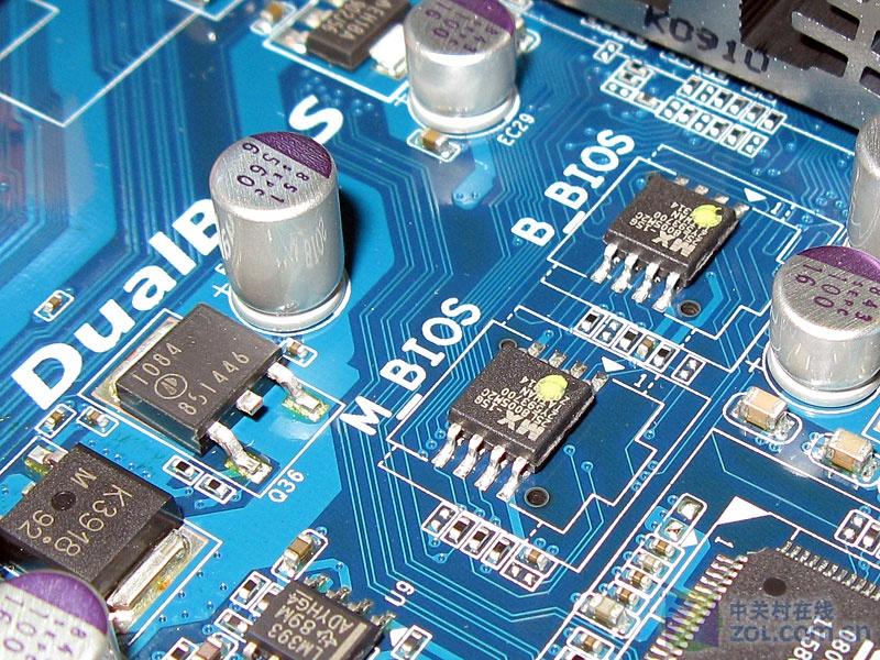 ���Σ�GIGABYTE��GA-MA790XT-UD4P(rev. 1.0)ͼƬ���� ��8�� -ZOL�йش����ߵ�8��