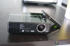 支持USB演示 LED投影LG HS102G破4千 