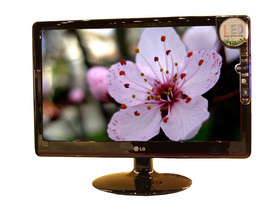 LG E2350T