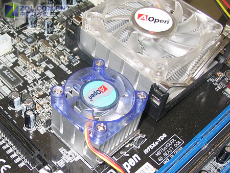 ���ں��� AOpen�ƶ���975Xʵ���ع�ͼƬ����,ͼ4-ZOL�йش����ߵ�4��
