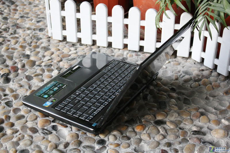 ��˶��ASUS��X88E81Vf-SLͼƬ���� ��24�� -ZOL�йش����ߵ�24��