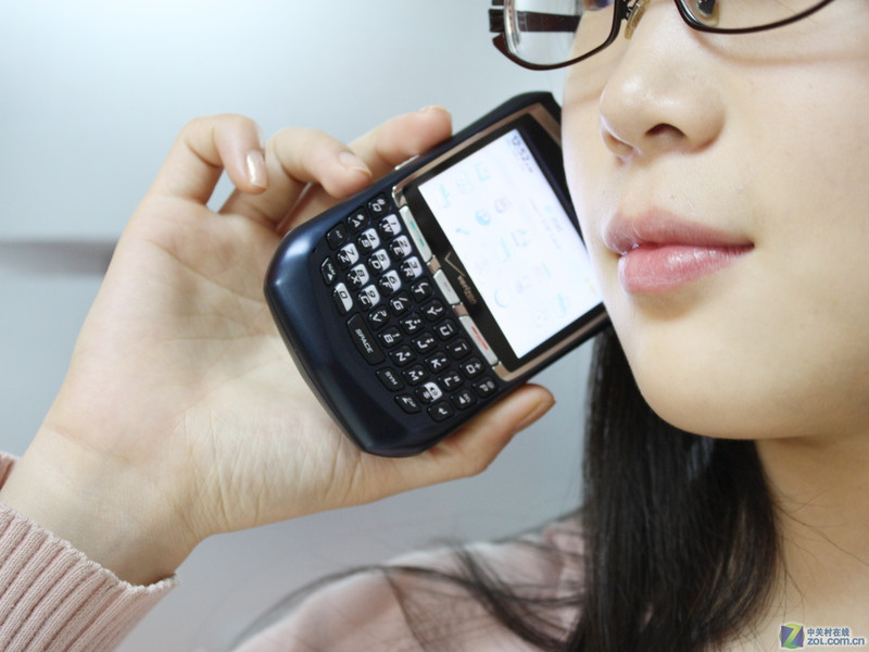��ݮ��BlackBerry��8700 ��1��
