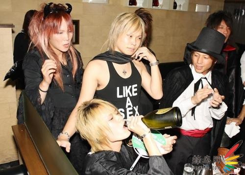 图记日本牛郎生活_产品导购_IT商业新闻网