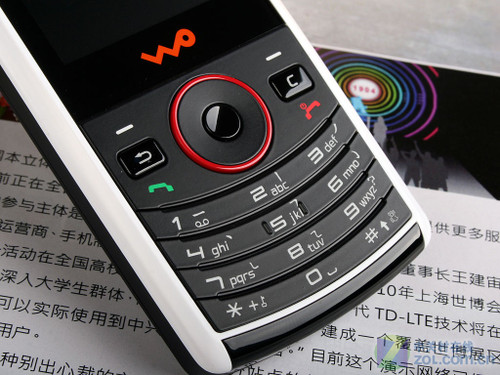 ССȫ ͨ3G<A href=http://www.zhujiangroad.com/price/mobile.html TARGET=_blank><u><font color=#000000>ֻ</font></u></a>F103 