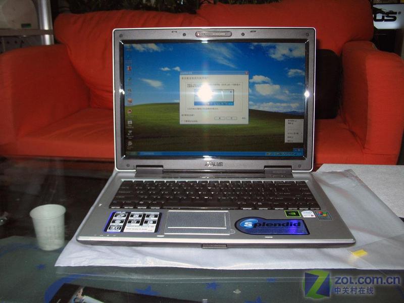 ��˶˫�˱ʼǱ���128MB�Կ�������ԪͼƬ����,ͼ2-ZOL�йش����ߵ�2��