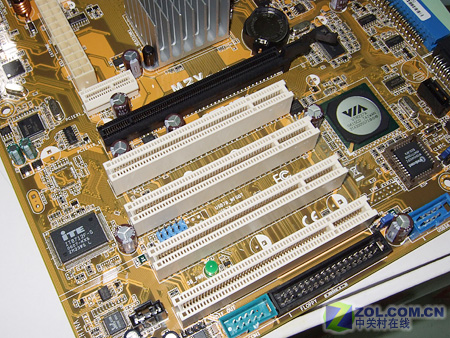 ��˶��ASUS��M2VͼƬ���� ��3�� -ZOL�йش����ߵ�3��