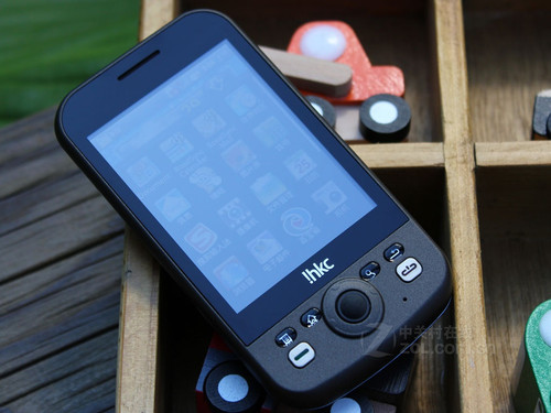 Android���ز���700Ԫ! IHKC X1��680Ԫ