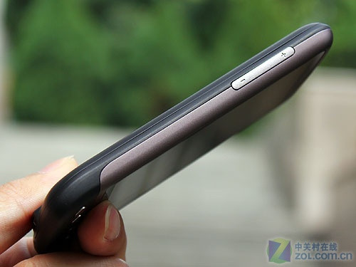 Android2.2行货Desire HTC渴望A8180评测