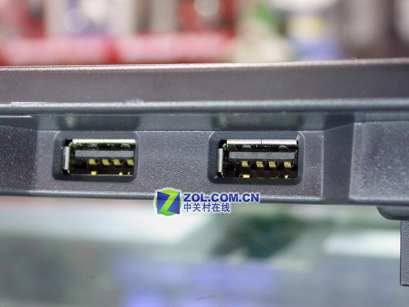 ʷ����ǿ ��������IBM 8835��۵���ͼƬ����,ͼ9-ZOL�йش����ߵ�9��
