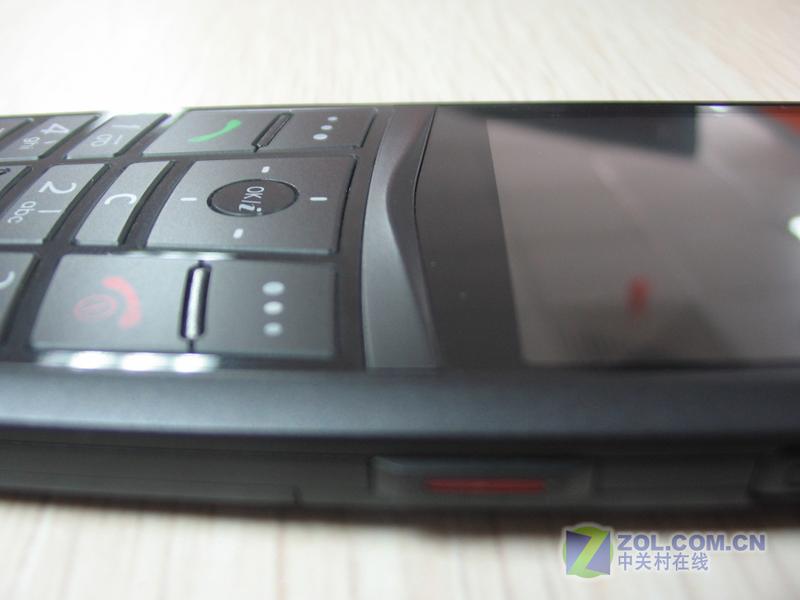 ���ǣ�Samsung��SGH-X828ͼƬ���� ��28�� -ZOL�йش����ߵ�28��