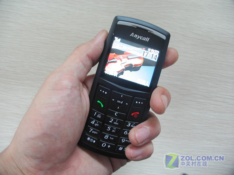 ���ǣ�Samsung��SGH-X828ͼƬ���� ��21�� -ZOL�йش����ߵ�21��