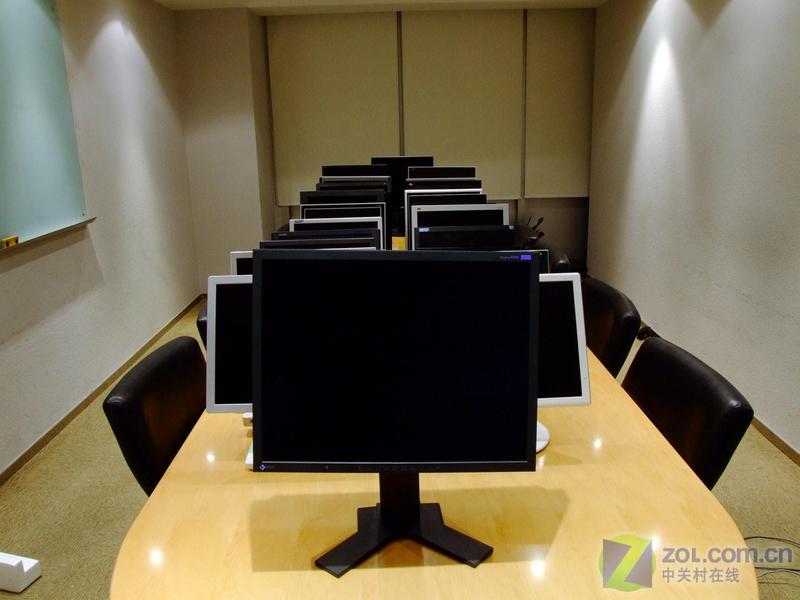 �ǿ�δ�� 30�����������������LCD����ͼƬ����,ͼ1-ZOL�йش����ߵ�1��