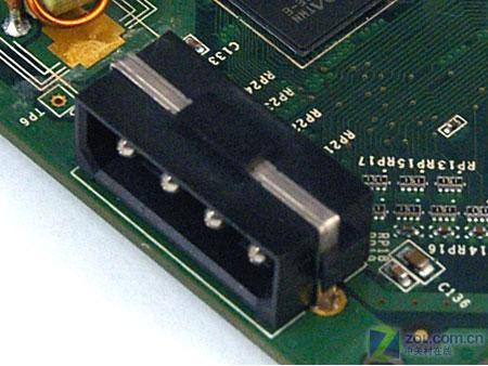 ӳ�ڣ�Inno3D��Inno3D 7300GT AGPͼƬ���� ��4�� -ZOL�йش����ߵ�4��