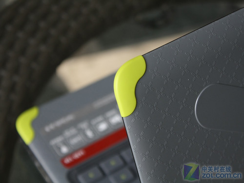 这个小本挺特别 东芝L630特别版评测