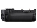 �῵ MB-D11