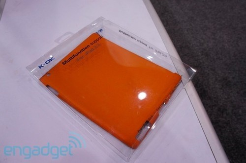 CES 2012展会:iPad 3平板保护套亮相_苹果 T
